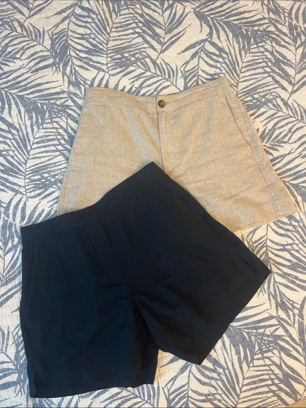 Banana Republic High-Waist Shorts — navy & Beige bundle
